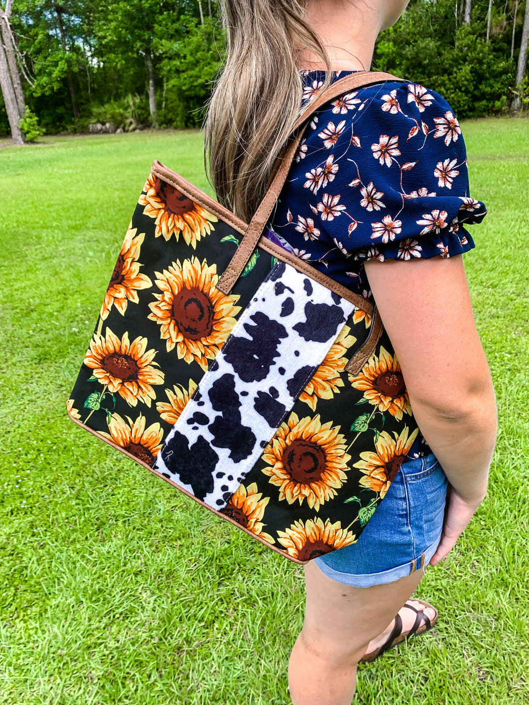 Cows on a sunny sunflower day tote